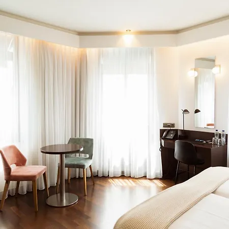 Hotel The Century-2